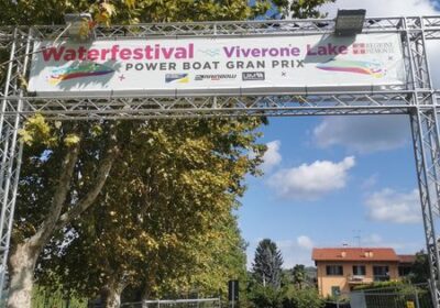 Viverone, fino a domenica c’è il Water Festival con gare internazionali di motonautica