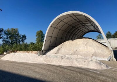 Chivasso, consegnate 150 tonnellate di sale marino per il disgelo delle strade