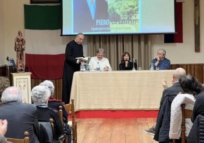 Presentato a Crea il libro di Roberto Tentoni sul ristoratore Piero Amarotto
