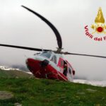 Valsesia, tredici persone evacuate con l’elicottero dei vigili del fuoco per il maltempo
