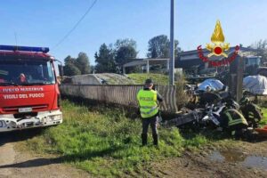 Cavaglià, i vigili del fuoco intervengono per un incidente stradale