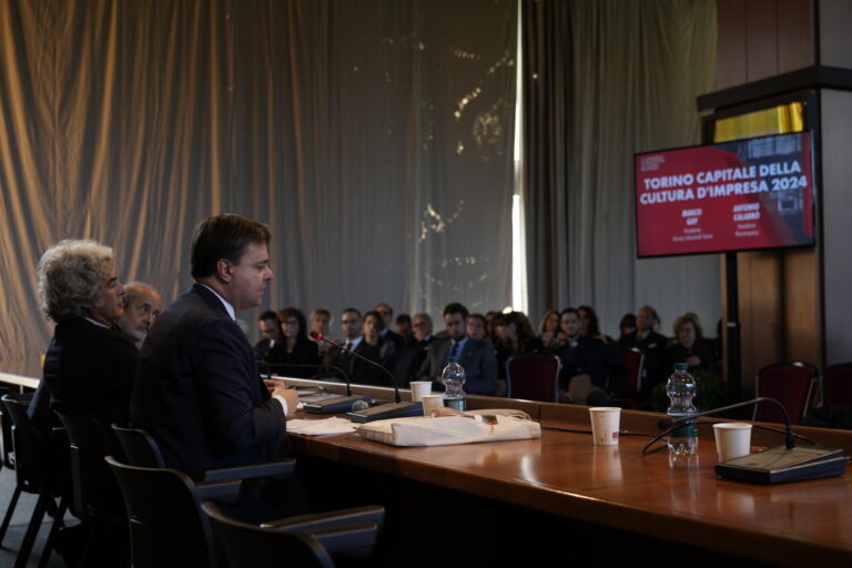 Ivrea, partita la conferenza industriale sul turismo industriale