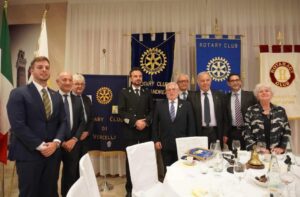 Carisio,  conviviale interclub di Rotary e Rotaract Club nella Giornata dell’Unità Nazionale e Forze Armate