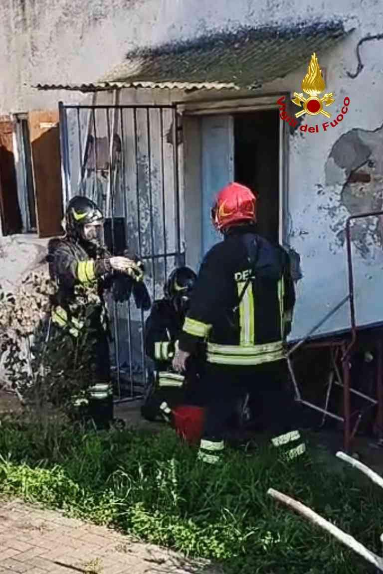 Trino, principio di incendio a Robella