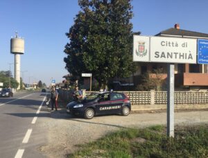 Santhià, due arresti dei carabinieri per tentato furto in abitazione