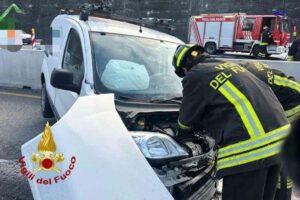 Incidente stradale sulla A5 direzione Ivrea