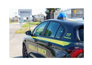 Vercelli, tra marzo e aprile la Finanza scopre 7 lavoratori ‘in nero’ 3 assunti irregolari