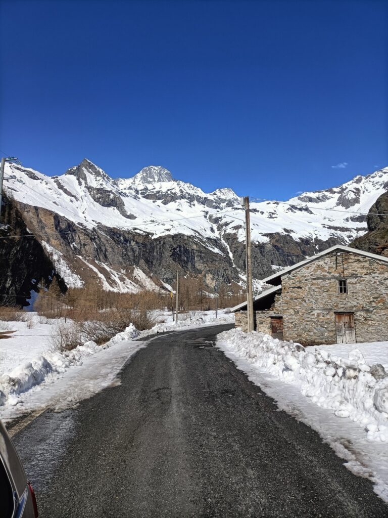 Valli di Lanzo, riapertura primaverile della Provinciale 1 da Balme al Pian della Mussa