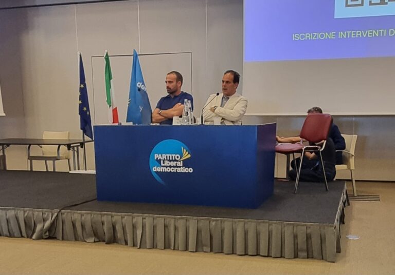 Luigi Marattin acclamato segretario del Partito Liberaldemocratico