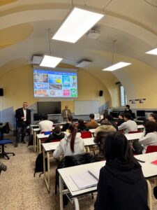 Crescentino, i Maestri del Lavoro al Calamandrei per parlare di sicurezza