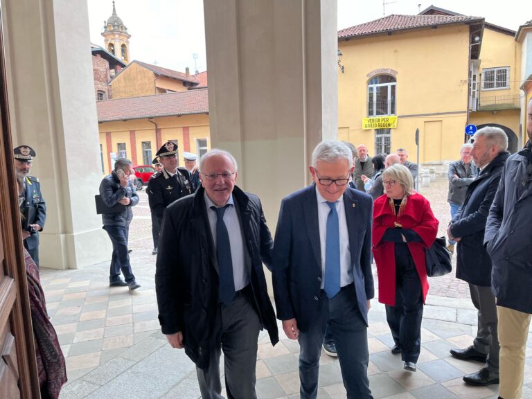 Chivasso, prorogata a marzo la zona rossa vicino alla stazione ferroviaria