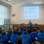 Biella, la polizia locale ha incontrato gli allievi del Liceo scientifico sportivo